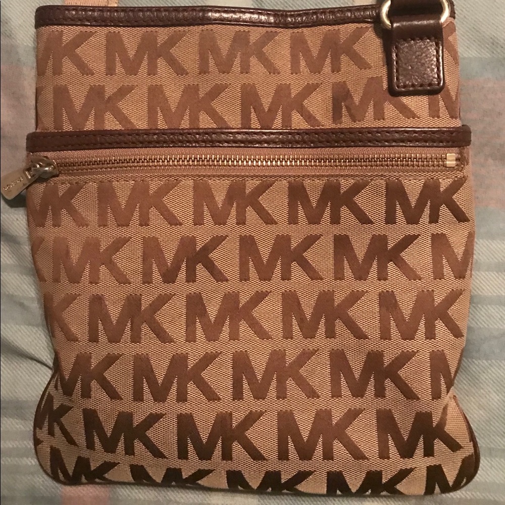 Michael Kors crossbody purse